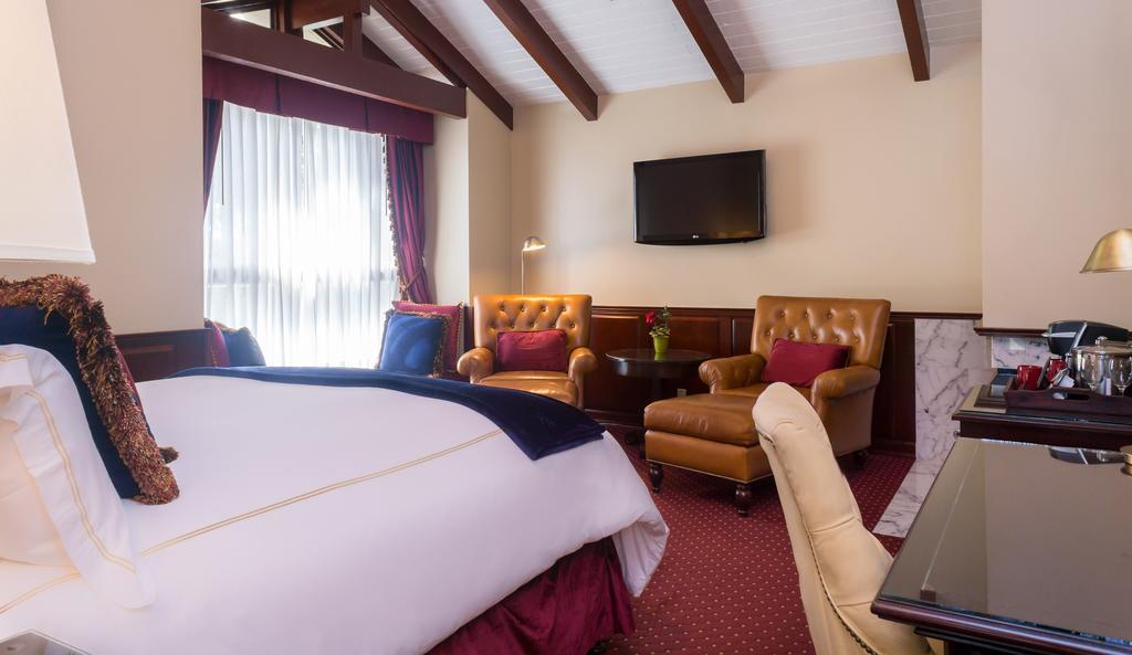 Carriage House Inn Carmel-by-the-Sea