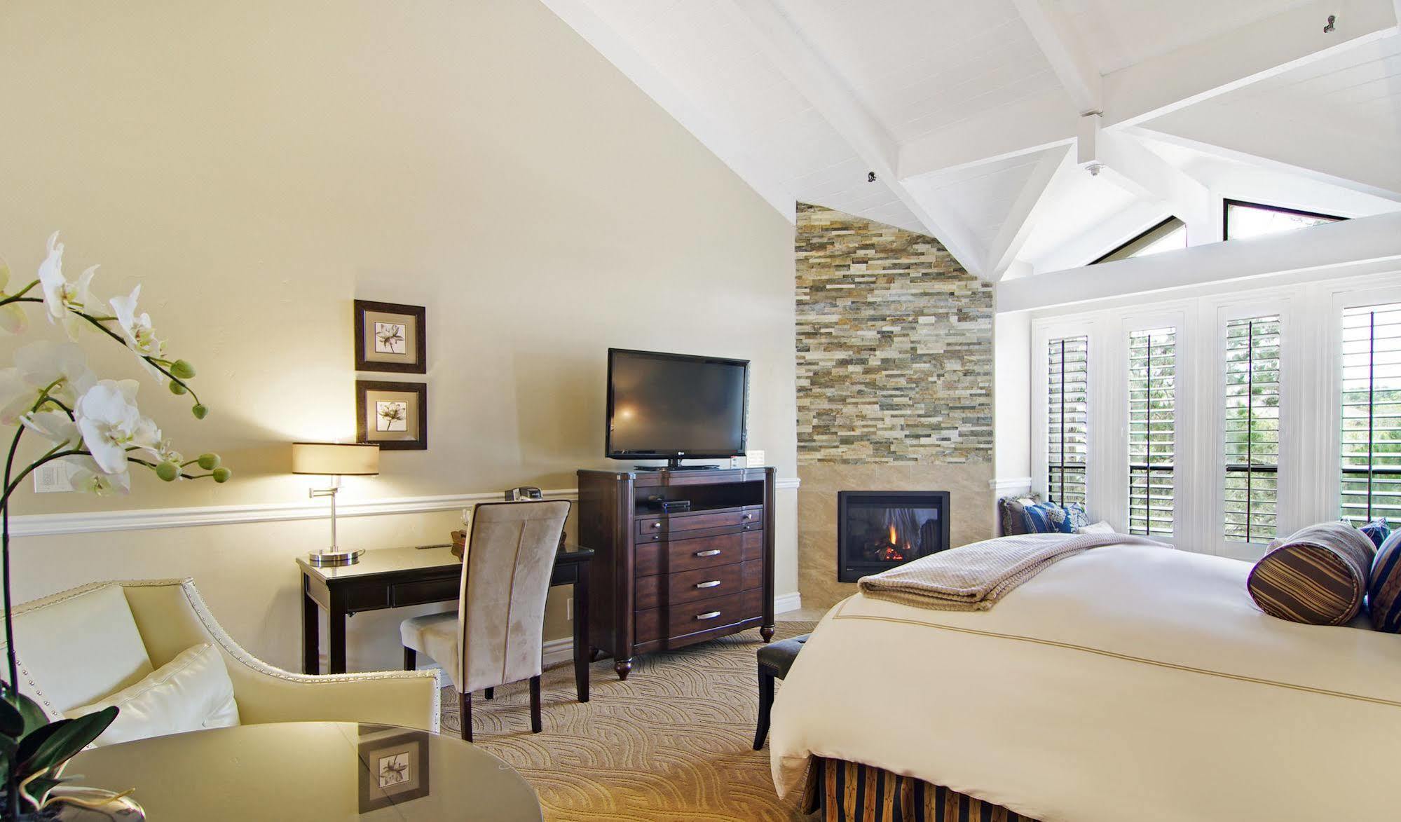 Inn Carriage House